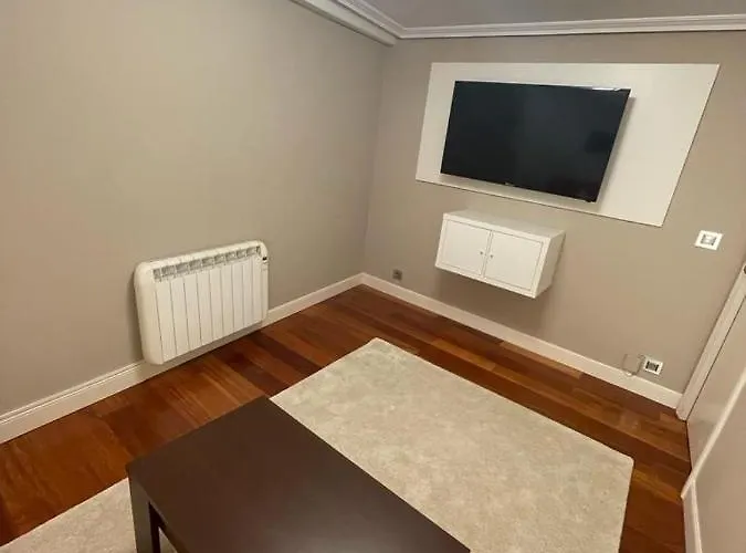 Διαμέρισμα Ronda Centro Con Parking Castro Urdiales